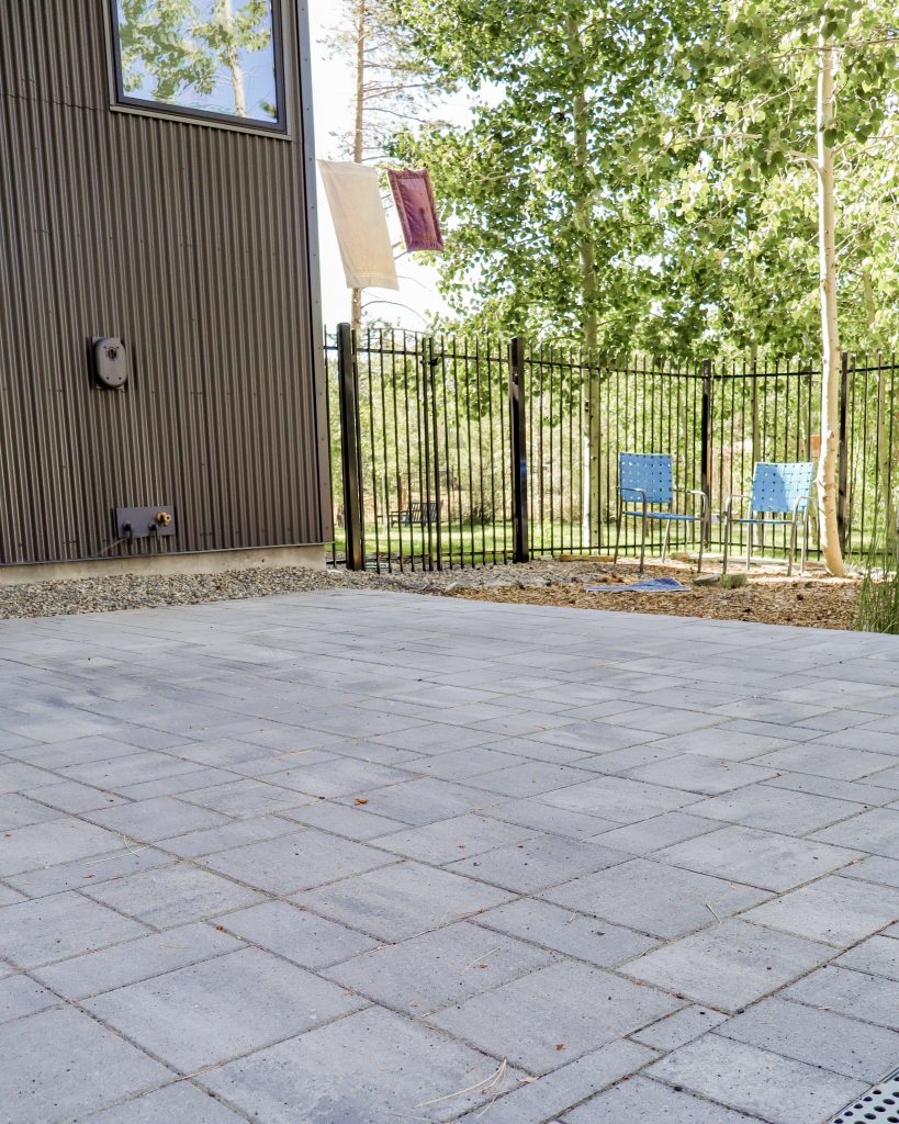 IMG_1083 (1) Pavers Landscape Design & Installation